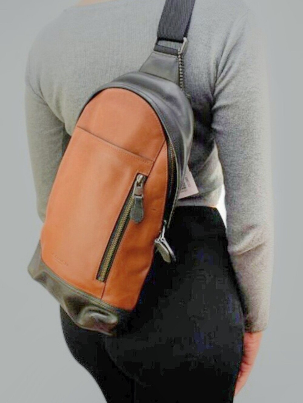 Coach Manhattan Sling Pack Bag Backpack Crossbody